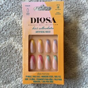 PRESS-on nails. Diosa artificial nails